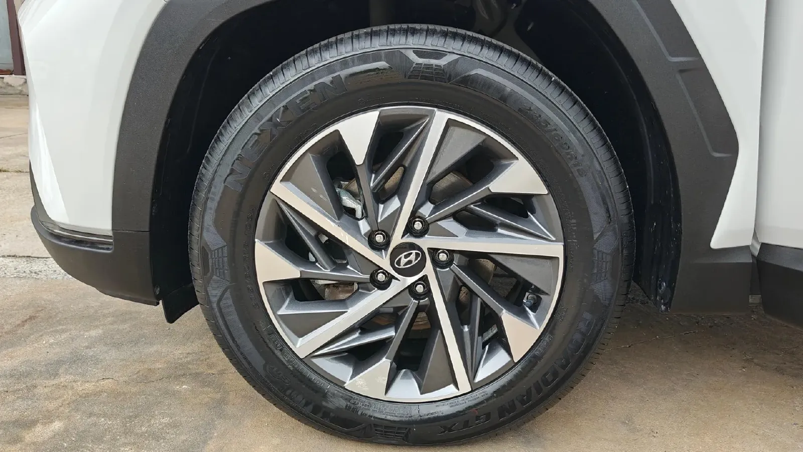 2021 Hyundai Tucson 1.5T 200HP L4 7DCT,autocango,china used car exporter,china ev exporter,chinese used car exporter,chinese used ev exporter