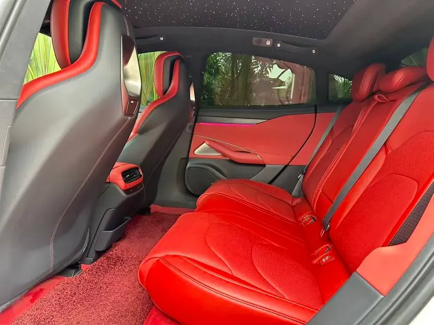 2024 MI SU7 BEV 101KWH,autocango,china used car exporter,china ev exporter,chinese used car exporter,chinese used ev exporter