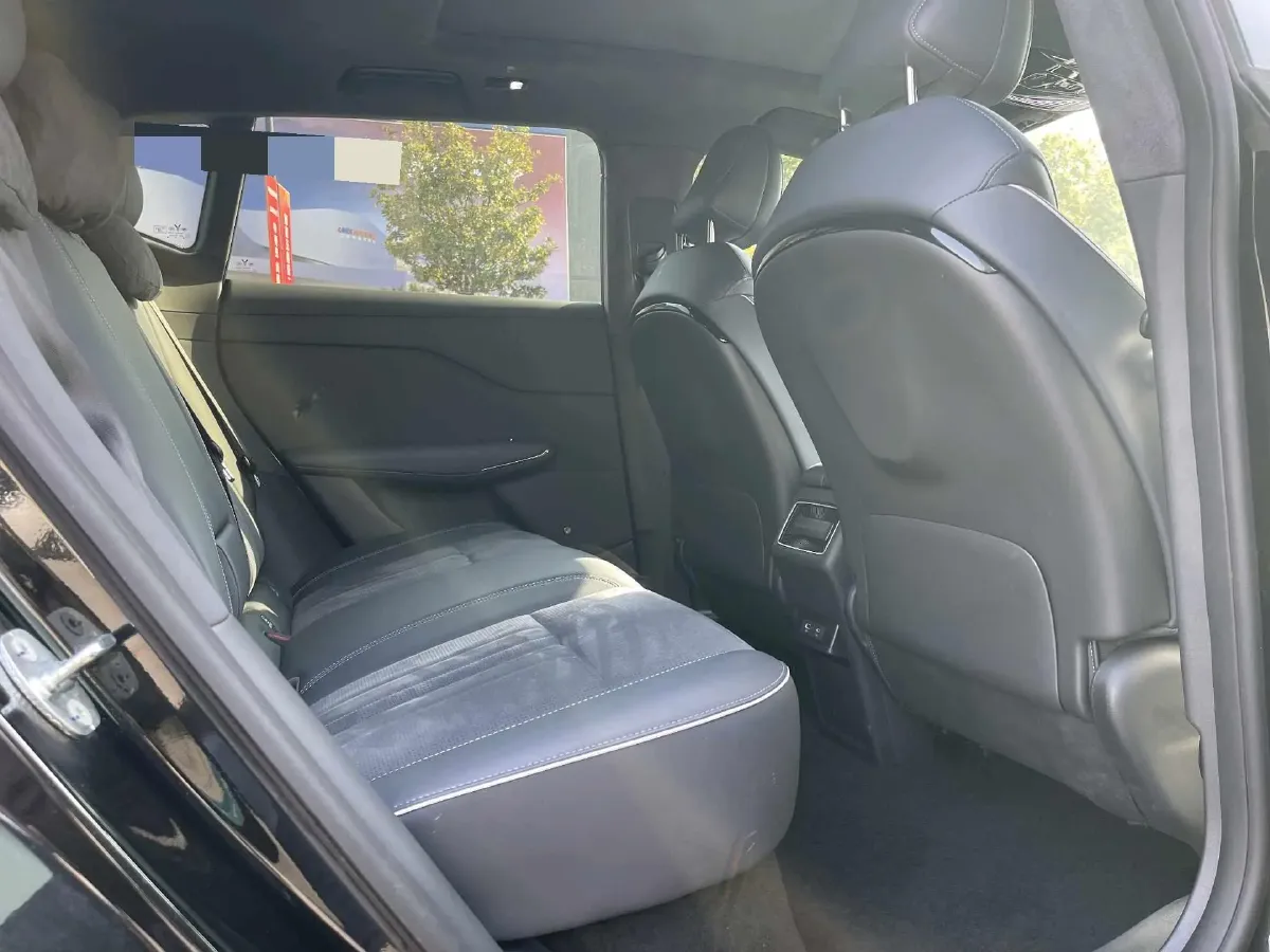 2024 Voyah ZhiYin BEV 77KWH,autocango,china used car exporter,china ev exporter,chinese used car exporter,chinese used ev exporter