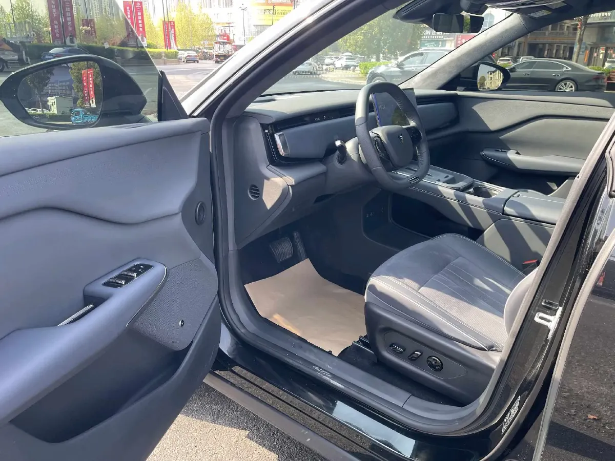 2024 Voyah ZhiYin BEV 77KWH,autocango,china used car exporter,china ev exporter,chinese used car exporter,chinese used ev exporter