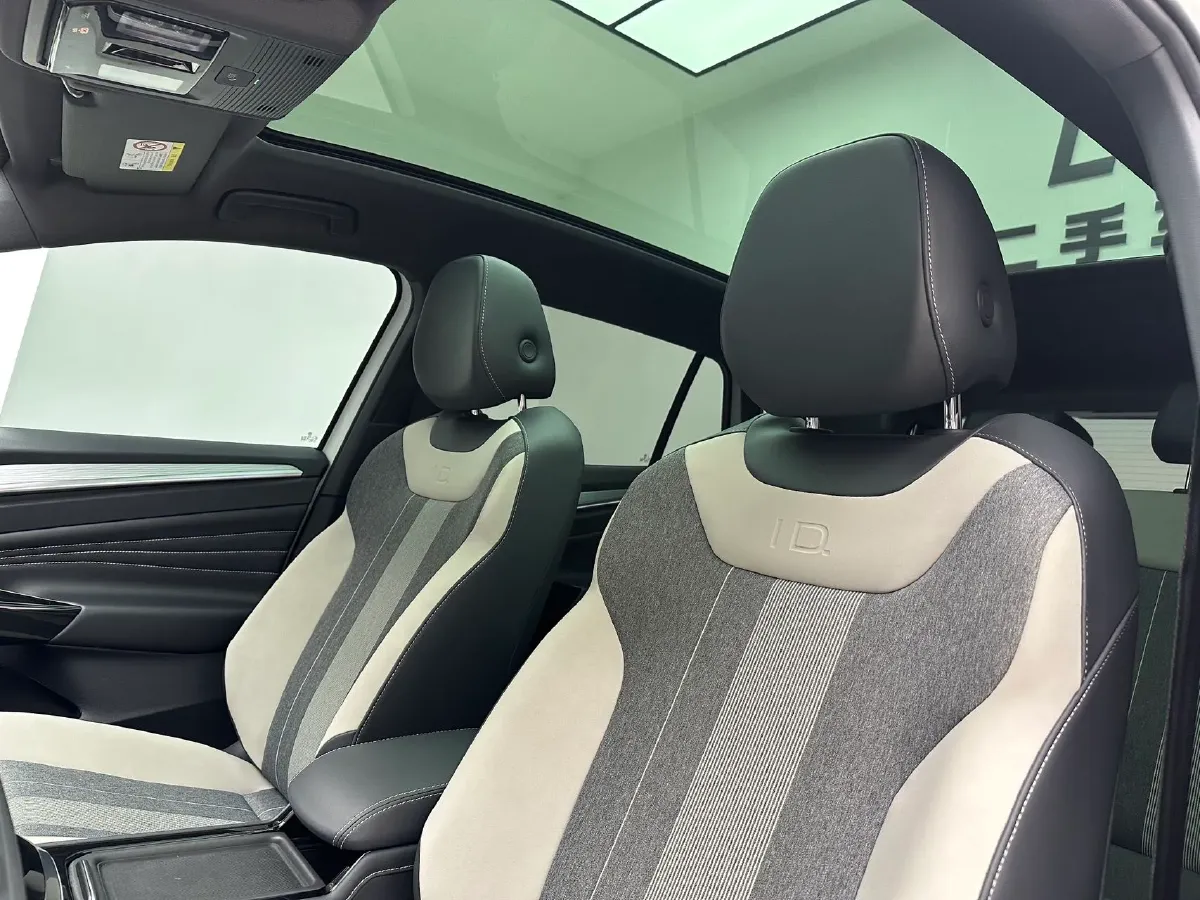 2024 Volkswagen ID.4 Crozz BEV 55.7KWH,autocango,china used car exporter,china ev exporter,chinese used car exporter,chinese used ev exporter