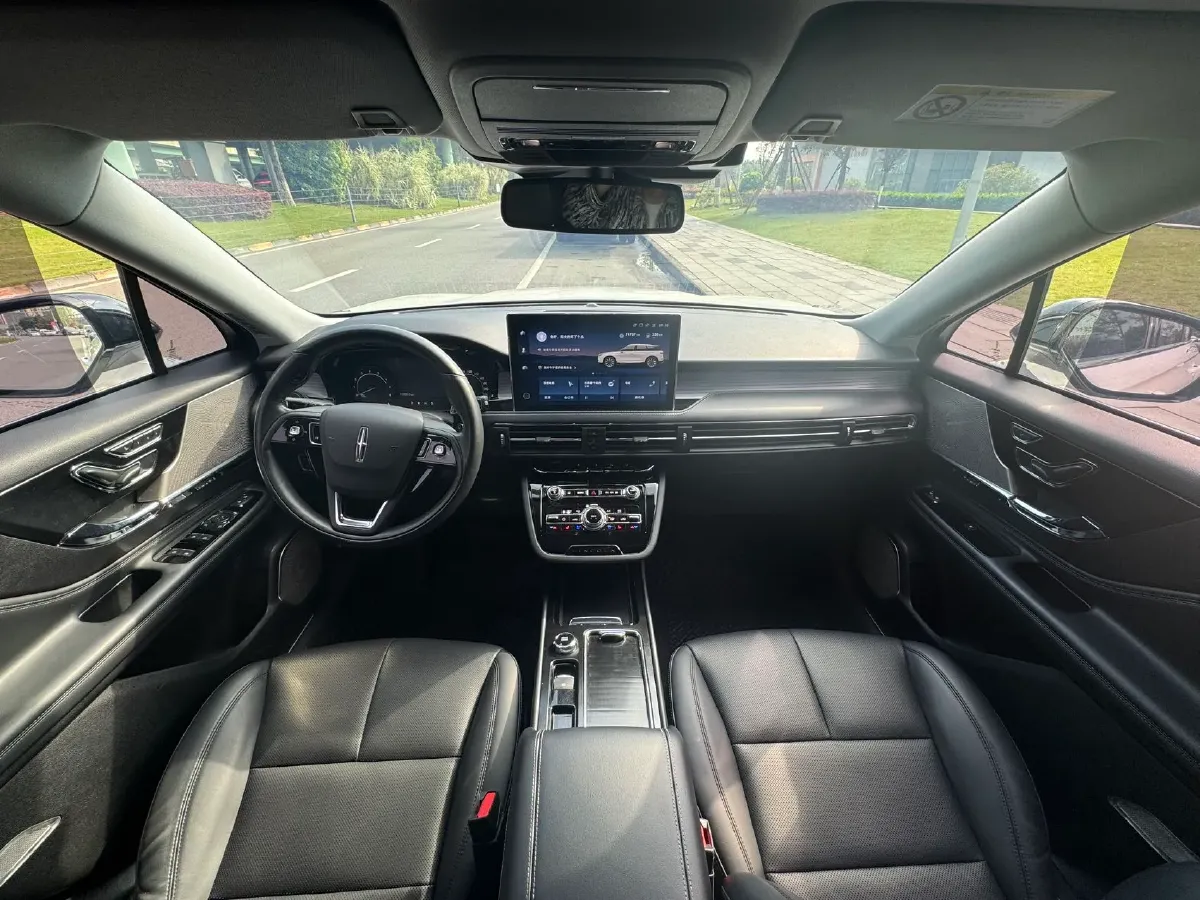 2020 Lincoln Corsair 2.0T 245HP L4 8AT,autocango,china used car exporter,china ev exporter,chinese used car exporter,chinese used ev exporter