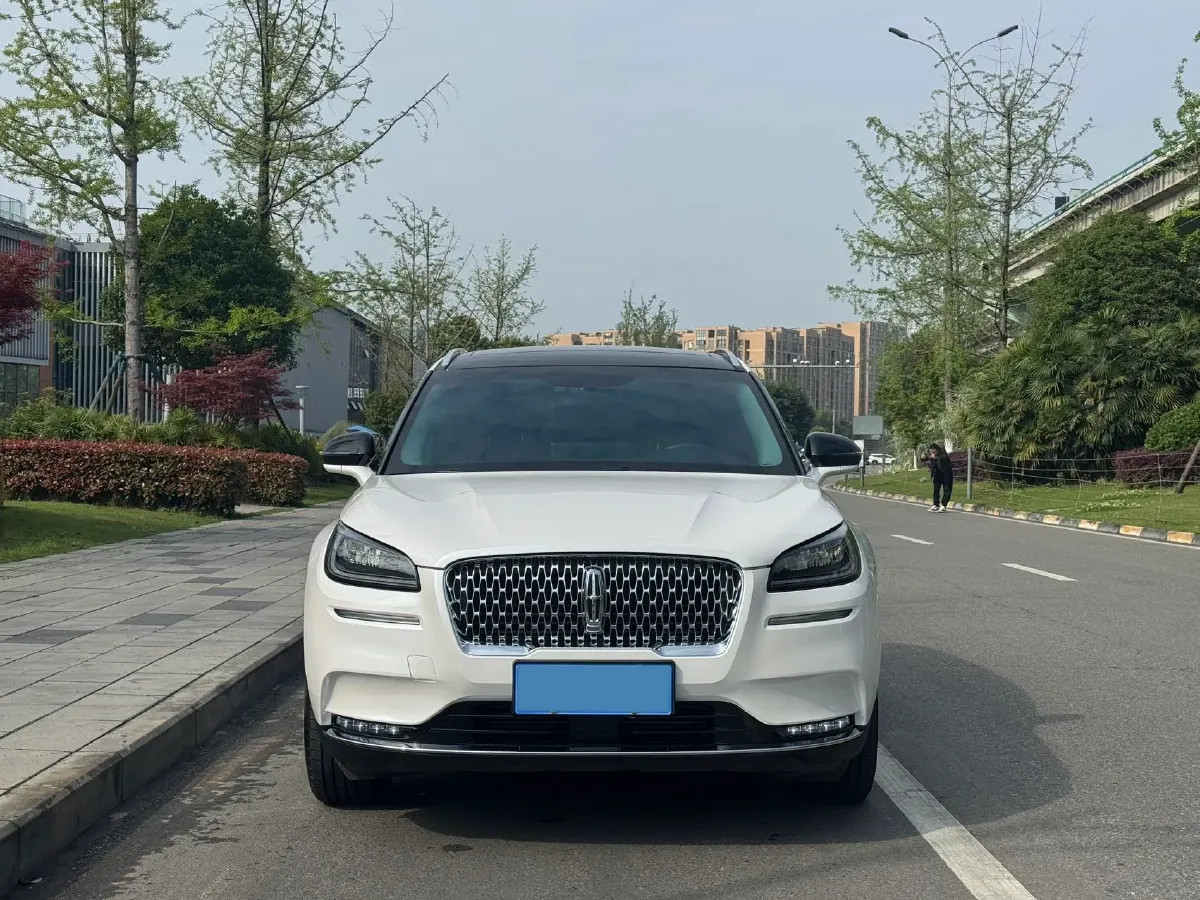 2020 Lincoln Corsair 2.0T 245HP L4 8AT,autocango,china used car exporter,china ev exporter,chinese used car exporter,chinese used ev exporter