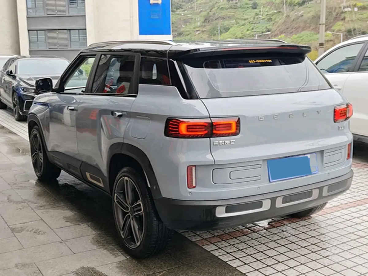 2020 Geely ICON 1.5T 177HP L3 7DCT,autocango,china used car exporter,china ev exporter,chinese used car exporter,chinese used ev exporter