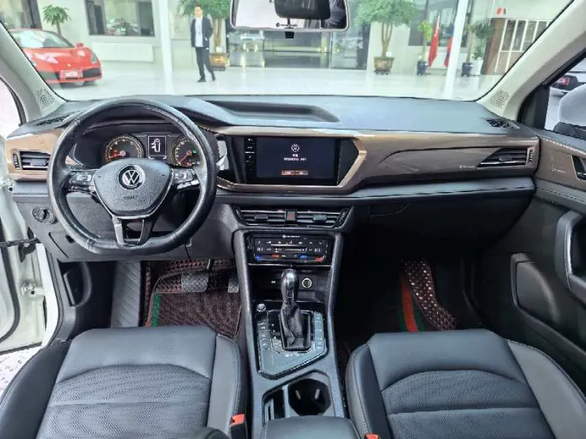 2021 Volkswagen Tharu 1.4T 150HP L4 7DCT,autocango,china used car exporter,china ev exporter,chinese used car exporter,chinese used ev exporter