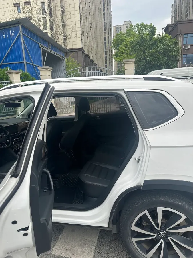 2021 Volkswagen Tharu 1.4T 150HP L4 7DCT,autocango,china used car exporter,china ev exporter,chinese used car exporter,chinese used ev exporter