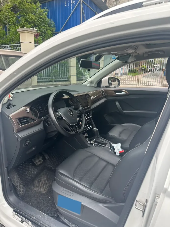 2021 Volkswagen Tharu 1.4T 150HP L4 7DCT,autocango,china used car exporter,china ev exporter,chinese used car exporter,chinese used ev exporter