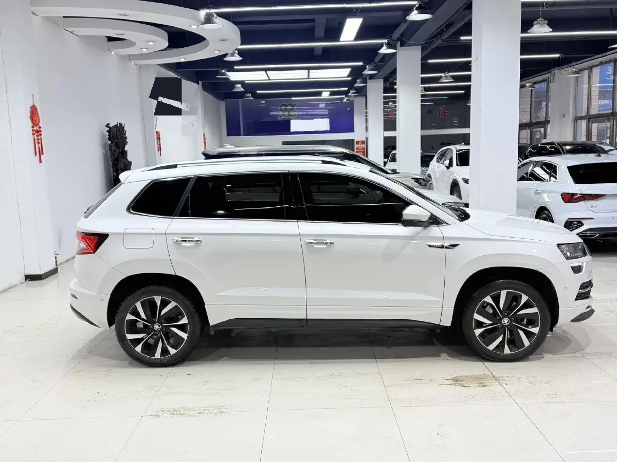 2022 Skoda Karoq 1.4T 150HP L4 7DCT,autocango,china used car exporter,china ev exporter,chinese used car exporter,chinese used ev exporter