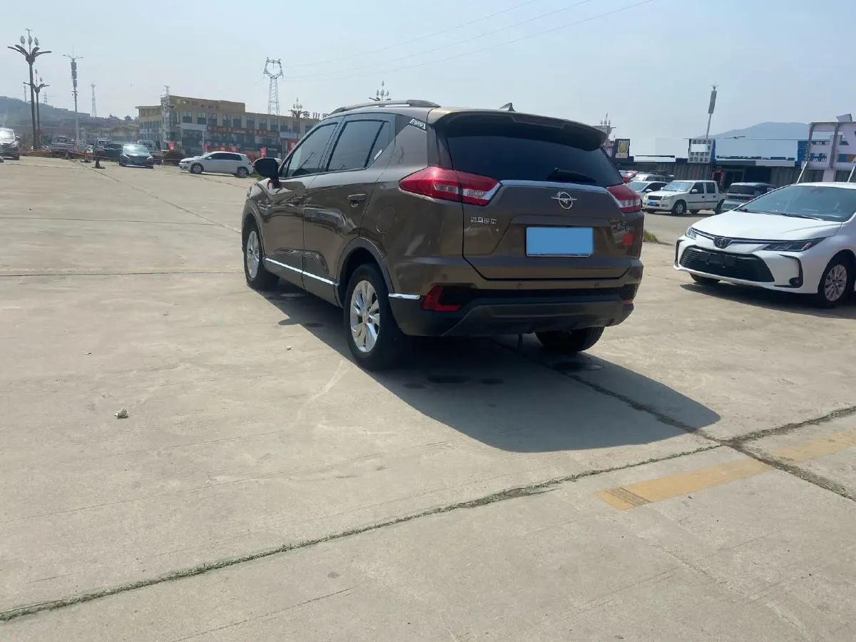 2018 HaiMa S5 Young Edition 1.6L 122HP L4 5MT,autocango,china used car exporter,china ev exporter,chinese used car exporter,chinese used ev exporter