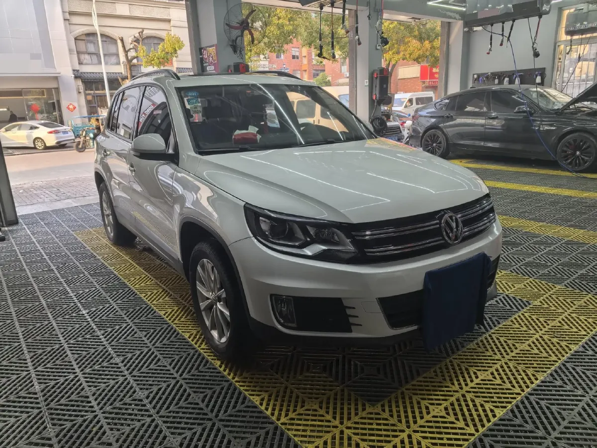 2017 Haval H9 2.0T 190HP L4 8AT,autocango,china used car exporter,china ev exporter,chinese used car exporter,chinese used ev exporter