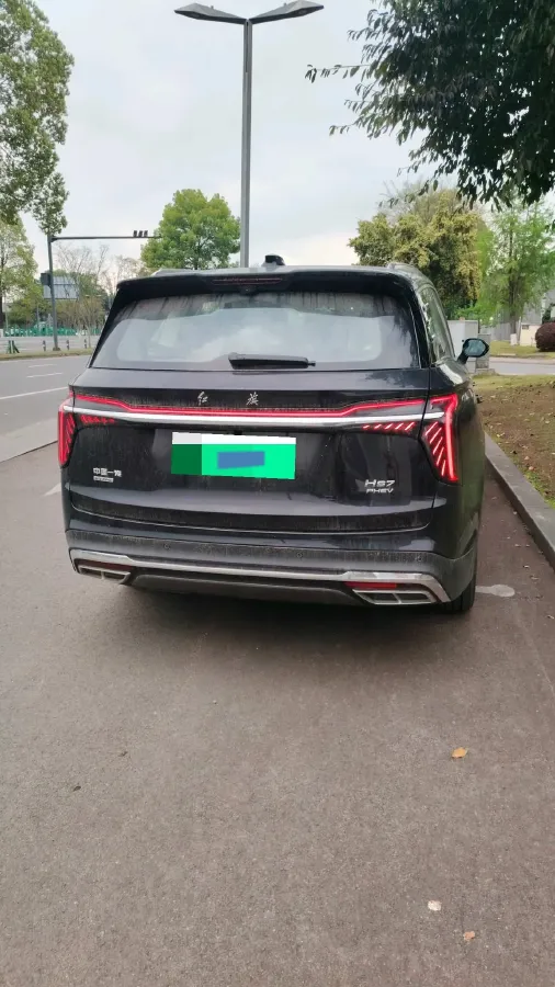 2025 HongQi HS5 2.0T 252HP L4 8AT,autocango,china used car exporter,china ev exporter,chinese used car exporter,chinese used ev exporter