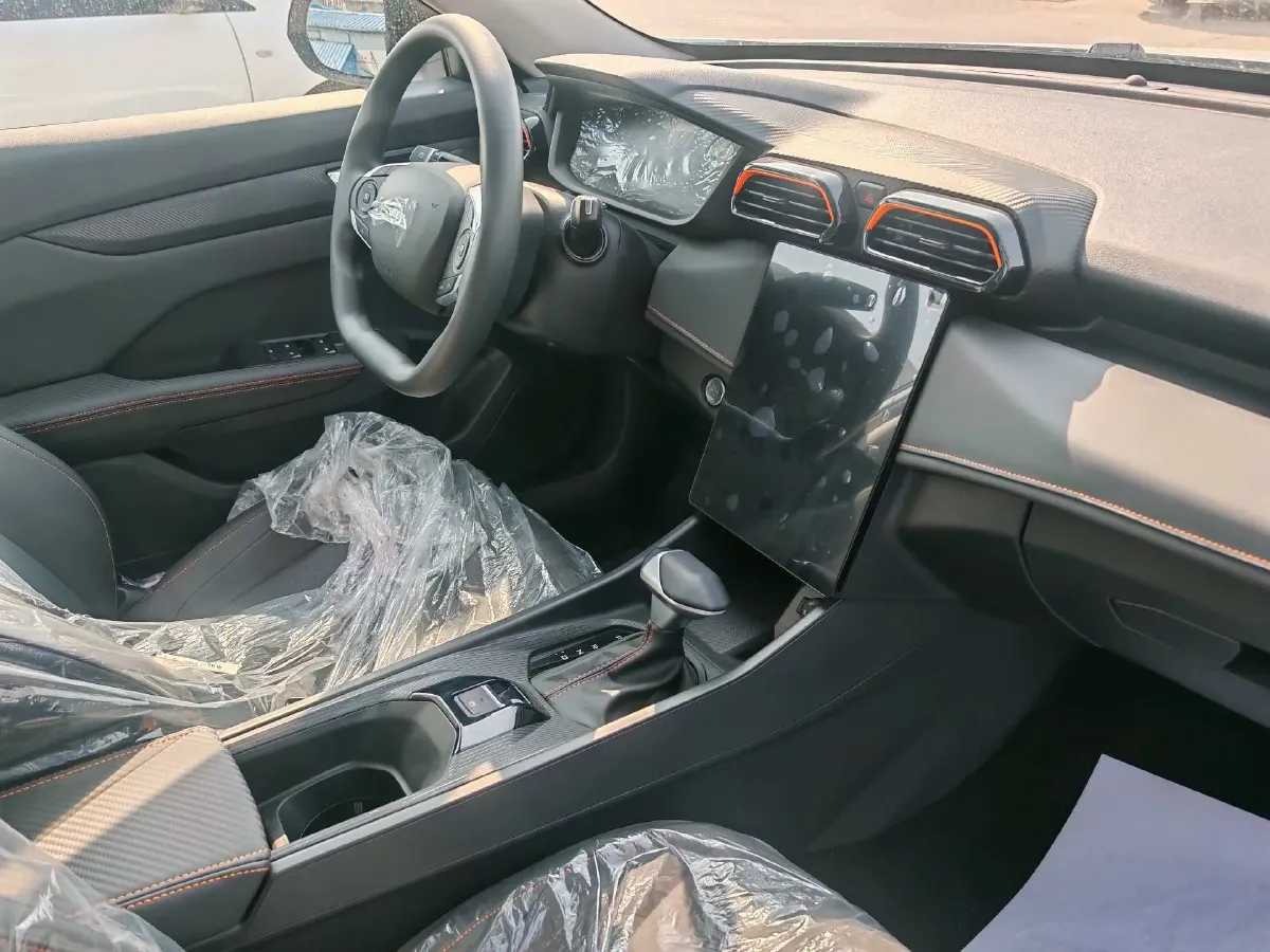 2024 DongFeng Aeolus YiXuan GS 1.5L 125HP L4 6DCT,autocango,china used car exporter,china ev exporter,chinese used car exporter,chinese used ev exporter