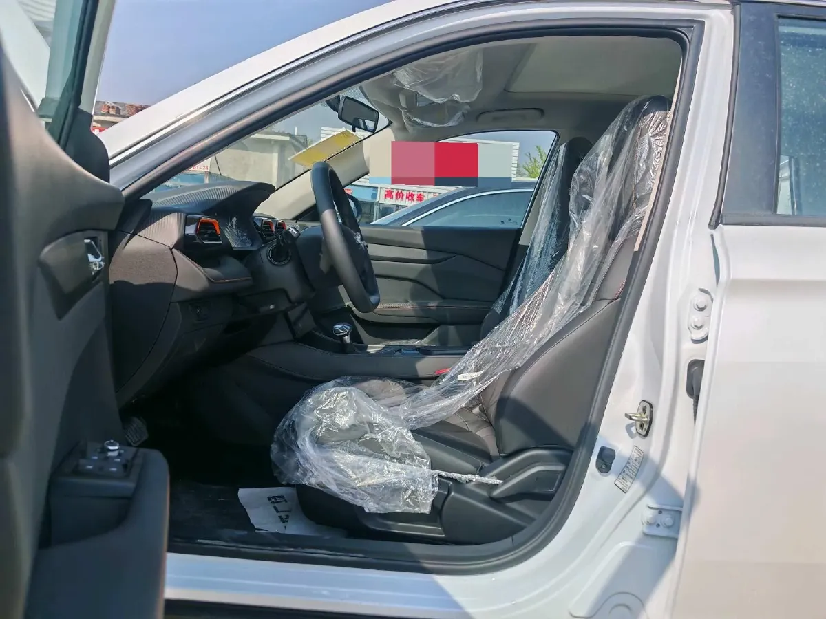 2024 DongFeng Aeolus YiXuan GS 1.5L 125HP L4 6DCT,autocango,china used car exporter,china ev exporter,chinese used car exporter,chinese used ev exporter