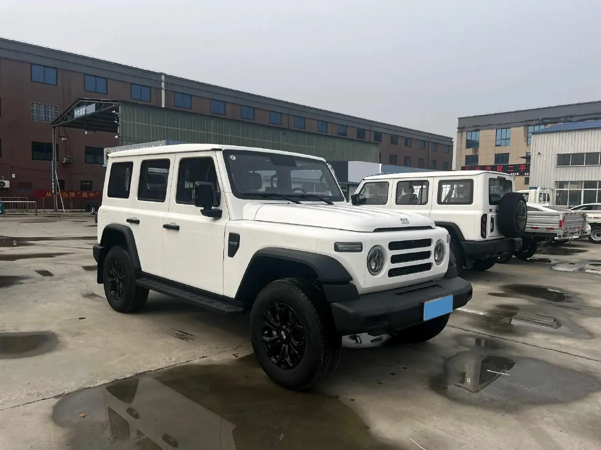 2024 212 212 T01 2.0T 252HP L4 8AT,autocango,china used car exporter,china ev exporter,chinese used car exporter,chinese used ev exporter