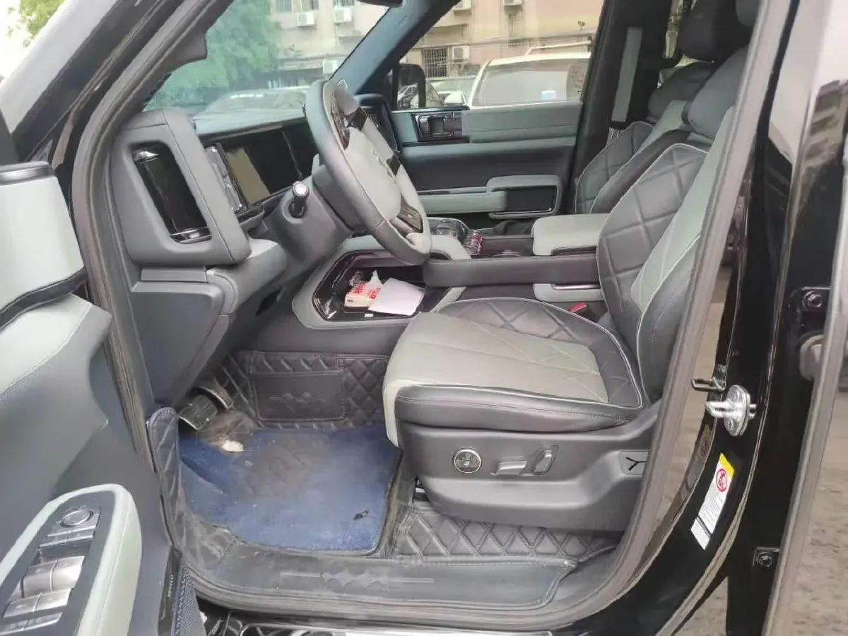 2023 FangChengBao Bao 5 1.5T 194HP L4 E-CVT PHEV 31.8KWH,autocango,china used car exporter,china ev exporter,chinese used car exporter,chinese used ev exporter