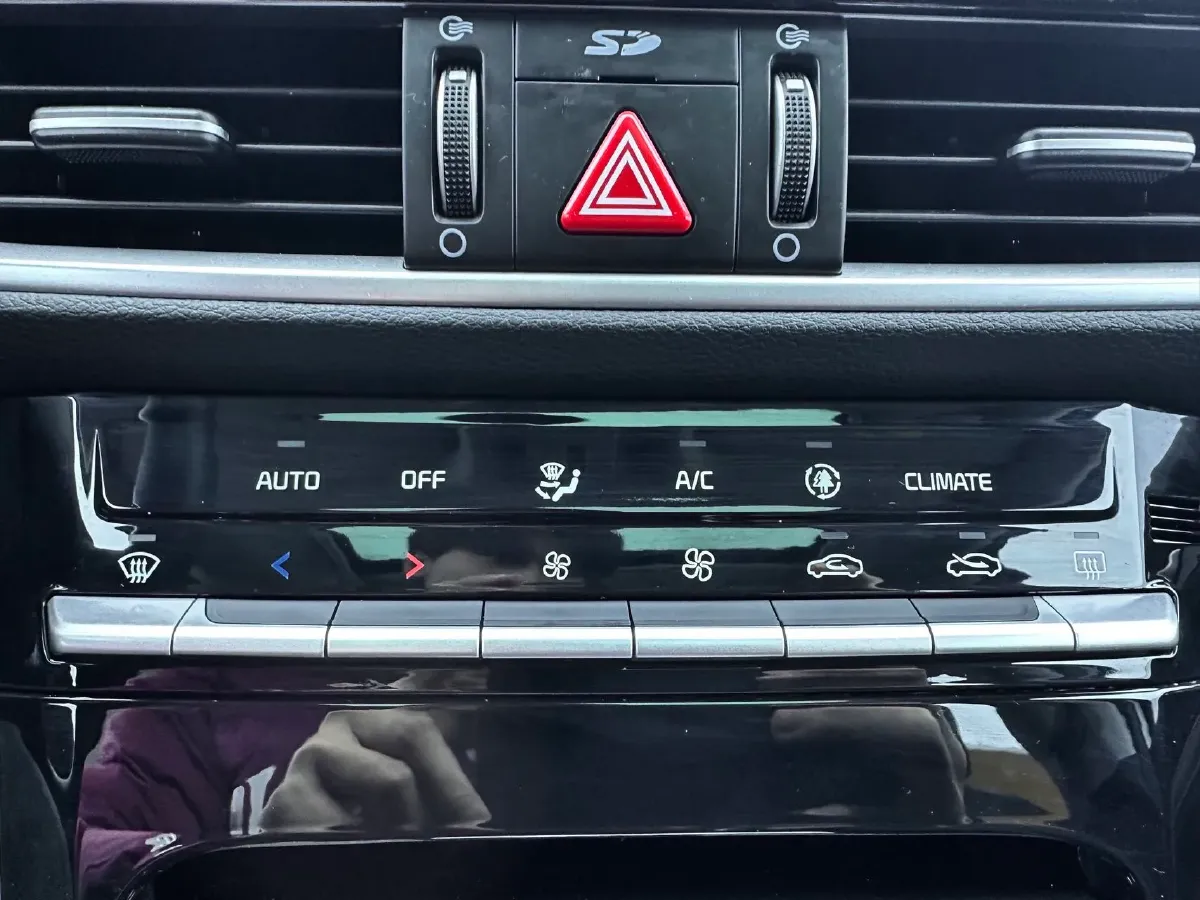 2021 Kia K3 1.5L 115HP L4 CVT,autocango,china used car exporter,china ev exporter,chinese used car exporter,chinese used ev exporter