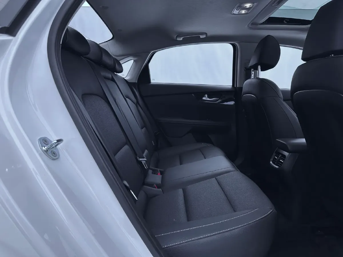 2021 Kia K3 1.5L 115HP L4 CVT,autocango,china used car exporter,china ev exporter,chinese used car exporter,chinese used ev exporter