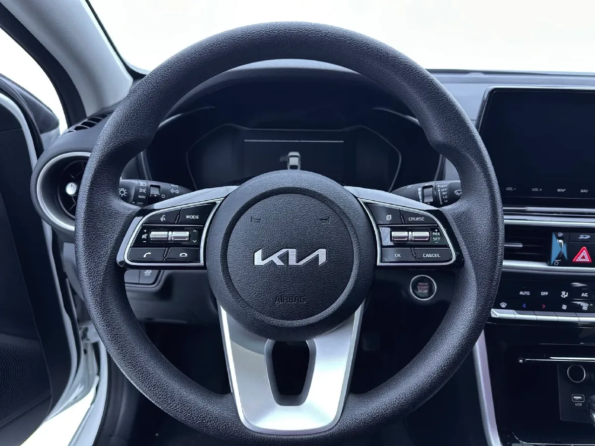 2021 Kia K3 1.5L 115HP L4 CVT,autocango,china used car exporter,china ev exporter,chinese used car exporter,chinese used ev exporter