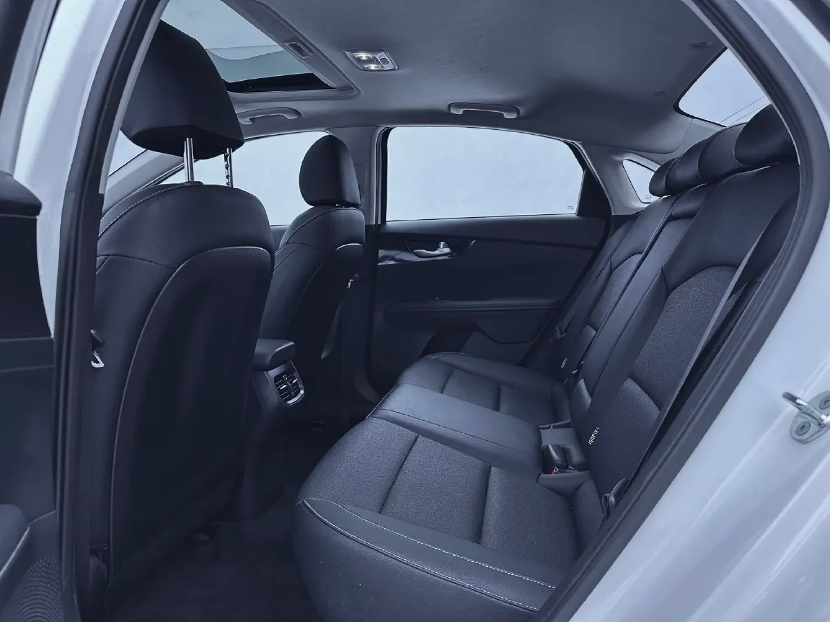 2021 Kia K3 1.5L 115HP L4 CVT,autocango,china used car exporter,china ev exporter,chinese used car exporter,chinese used ev exporter