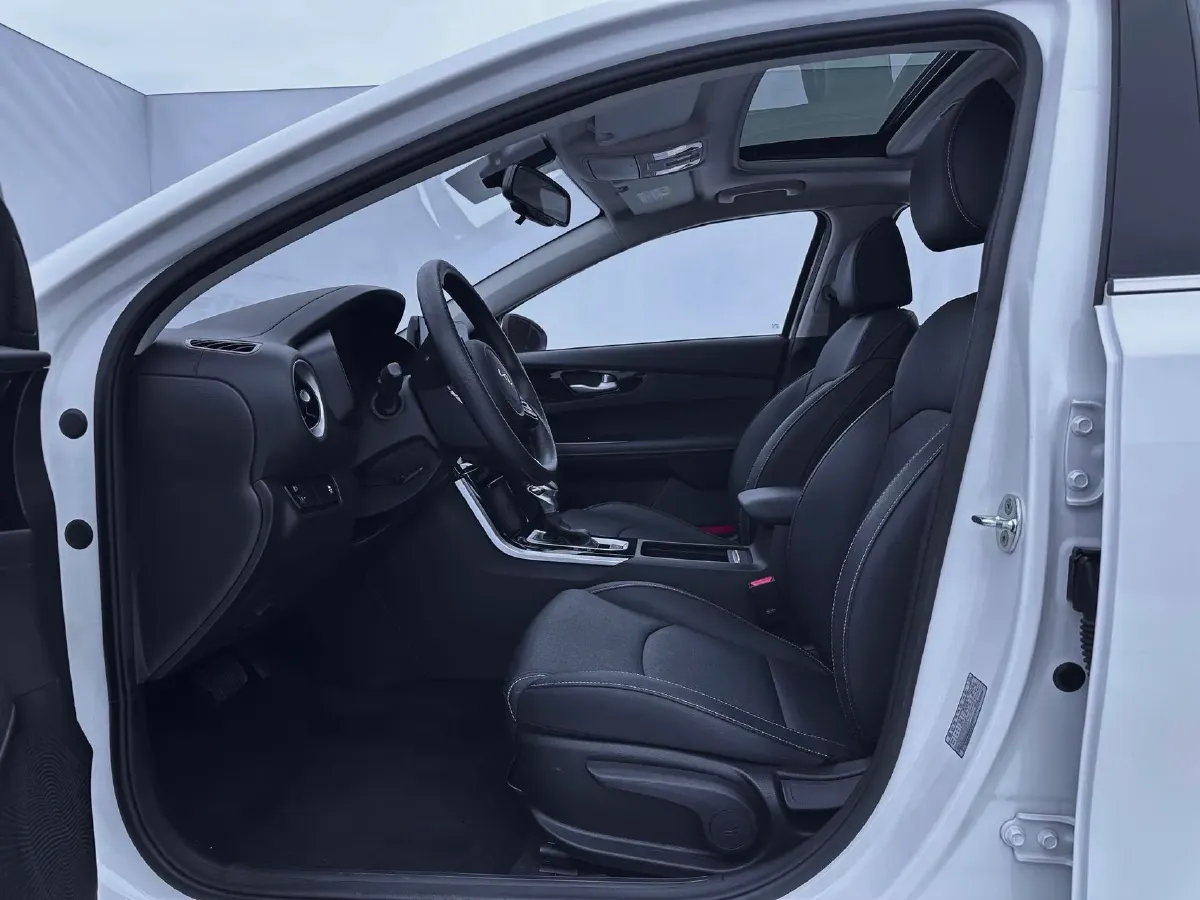 2021 Kia K3 1.5L 115HP L4 CVT,autocango,china used car exporter,china ev exporter,chinese used car exporter,chinese used ev exporter