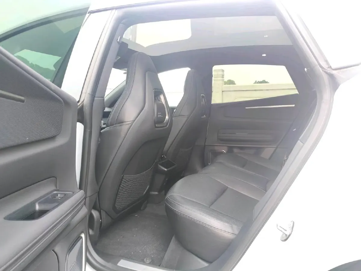 2024 Polestar 4 BEV 86KWH,autocango,china used car exporter,china ev exporter,chinese used car exporter,chinese used ev exporter