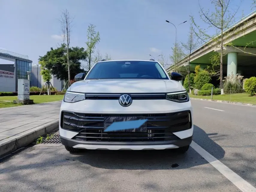 2025 Volkswagen Tharu 1.5T 160HP L4 7DCT,autocango,china used car exporter,china ev exporter,chinese used car exporter,chinese used ev exporter