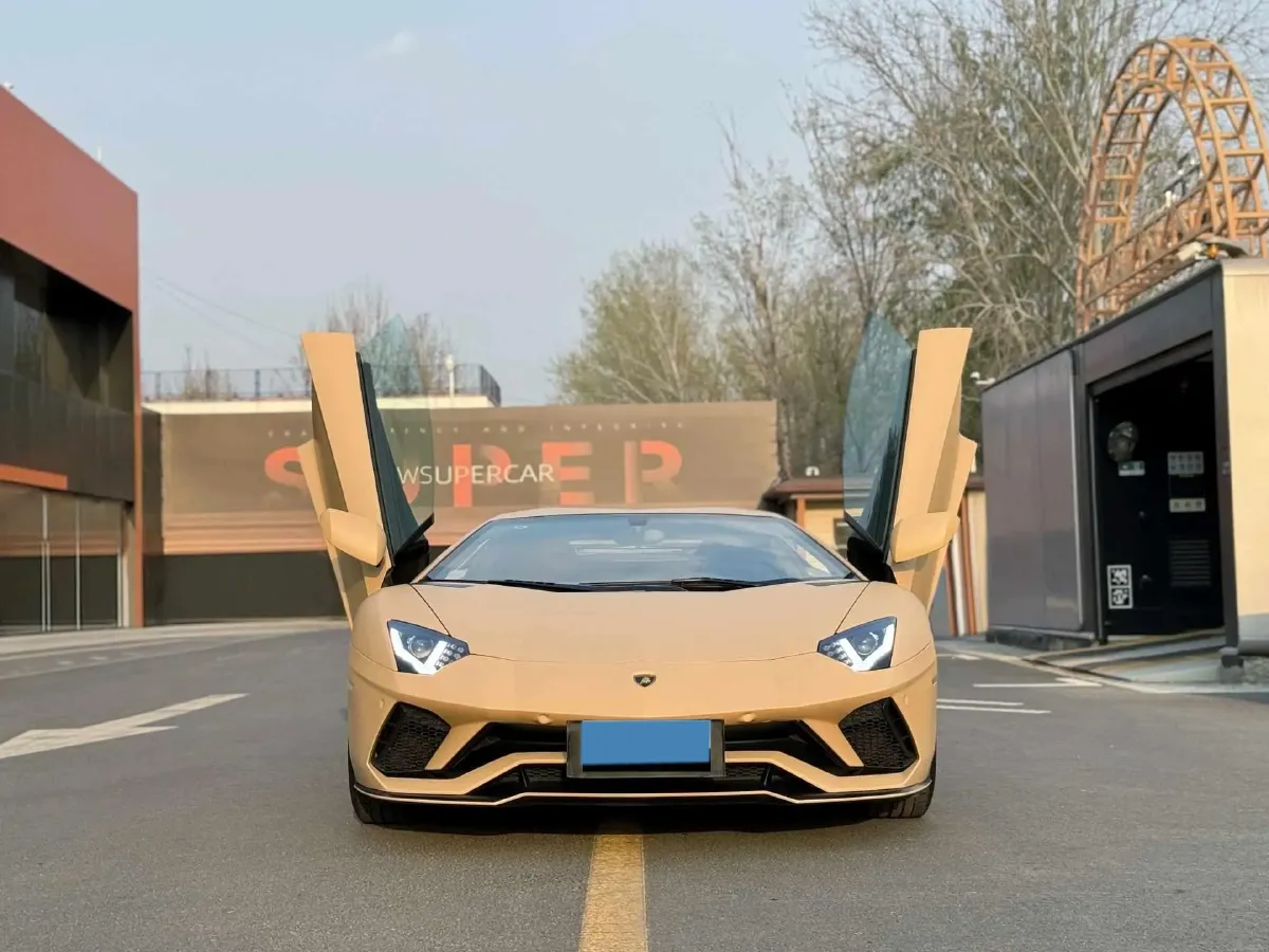 2017 BiSu M3 1.5L 114HP L4 5MT,autocango,china used car exporter,china ev exporter,chinese used car exporter,chinese used ev exporter