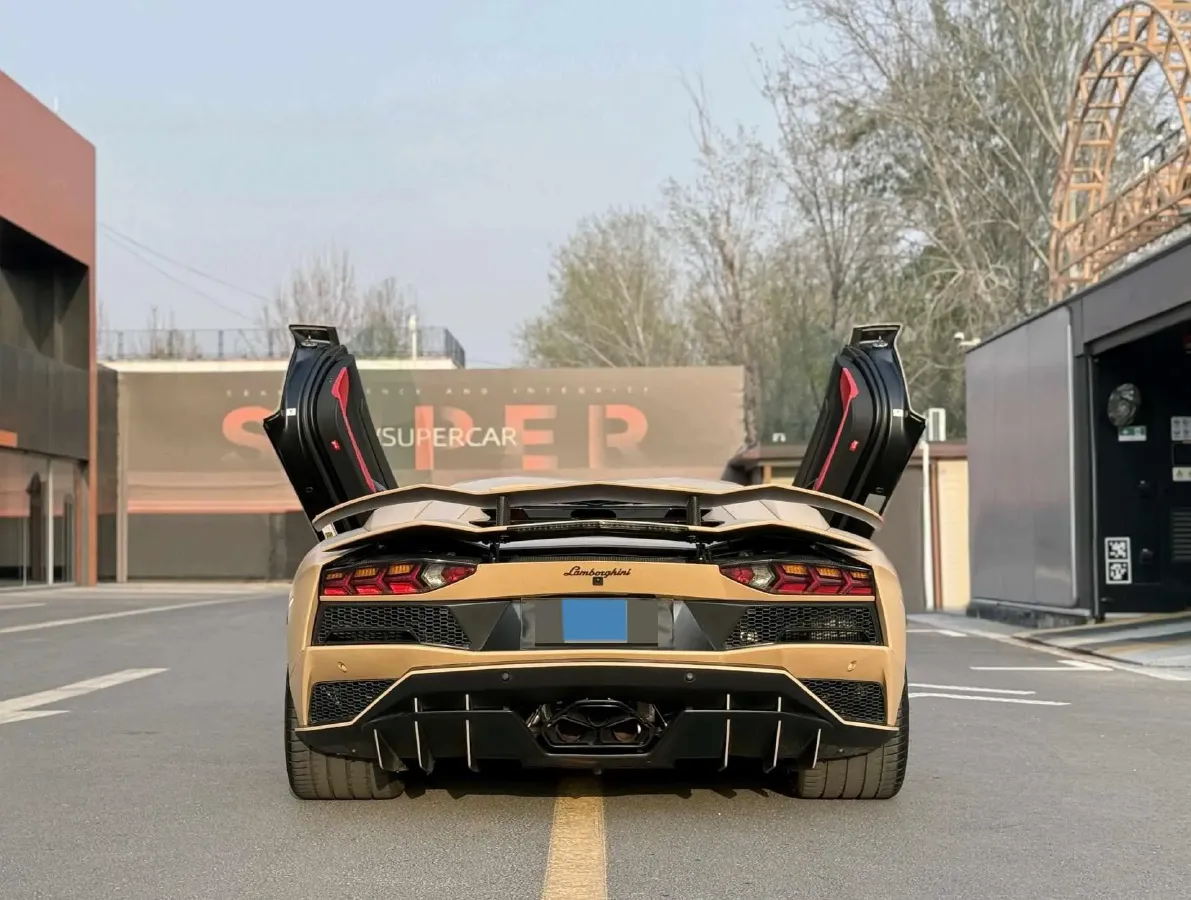 2017 BiSu M3 1.5L 114HP L4 5MT,autocango,china used car exporter,china ev exporter,chinese used car exporter,chinese used ev exporter