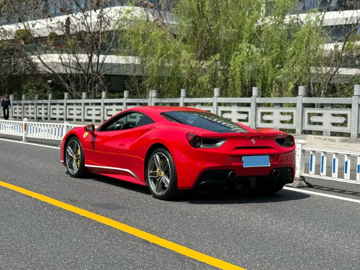 2015 Ferrari 488 3.9T 670HP V8 7DCT,autocango,china used car exporter,china ev exporter,chinese used car exporter,chinese used ev exporter