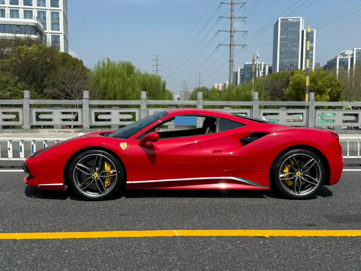 2015 Ferrari 488 3.9T 670HP V8 7DCT,autocango,china used car exporter,china ev exporter,chinese used car exporter,chinese used ev exporter