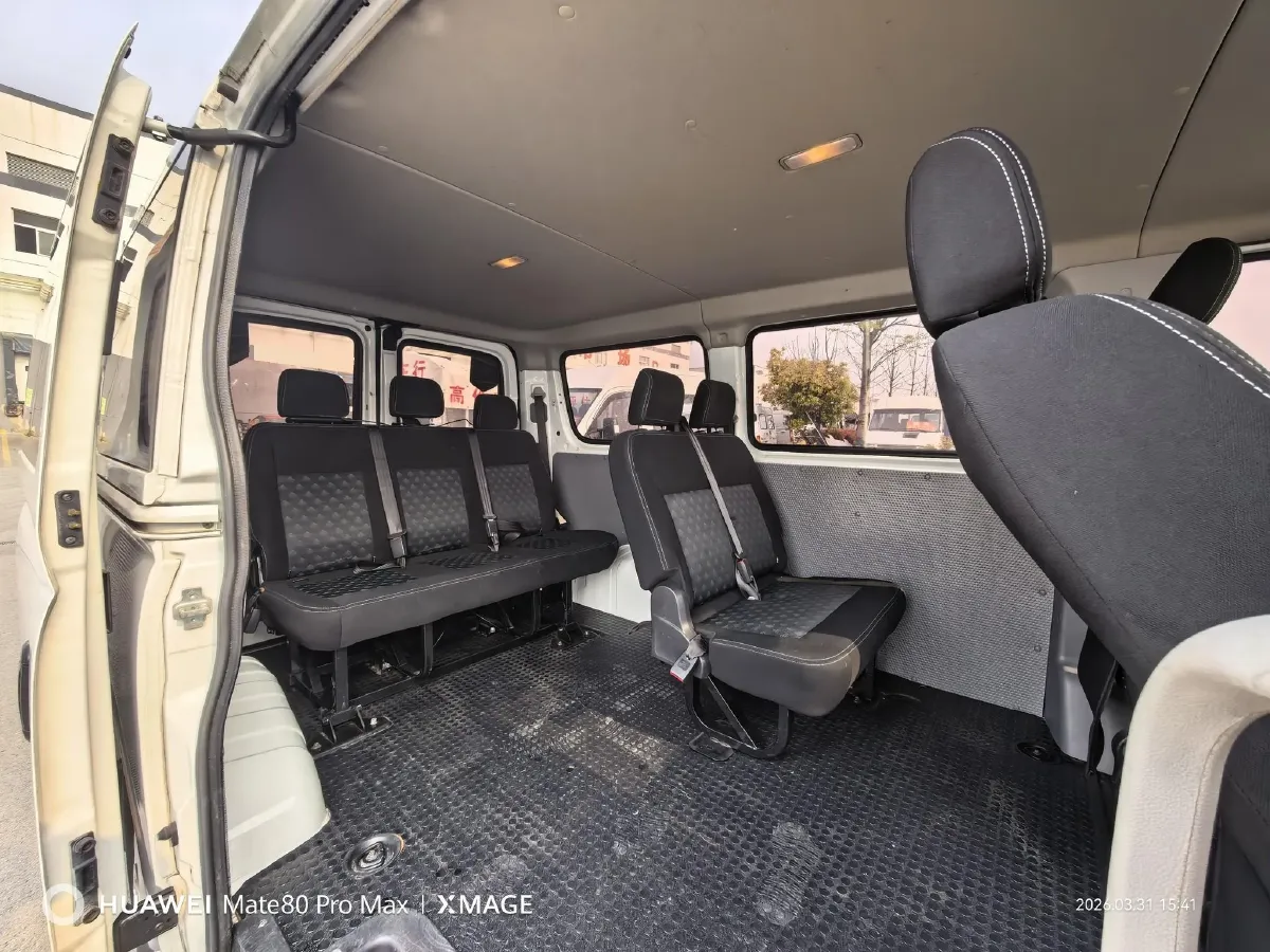 2021 MAXUS XinTu V80 2.0T 139HP L4 6MT,autocango,china used car exporter,china ev exporter,chinese used car exporter,chinese used ev exporter