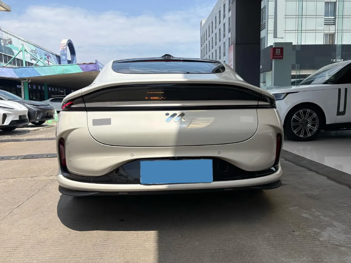 2025 IM L6 BEV,autocango,china used car exporter,china ev exporter,chinese used car exporter,chinese used ev exporter