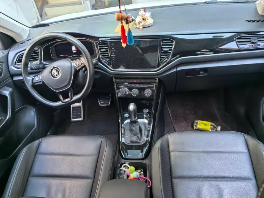 2021 Volkswagen T-Roc 1.4T 150HP L4 7DCT,autocango,china used car exporter,china ev exporter,chinese used car exporter,chinese used ev exporter