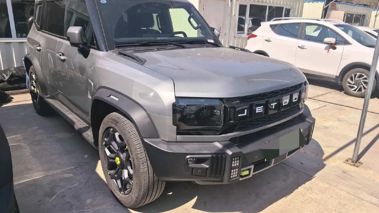2024 Jetour ShanHai TravellerC-DM 1.5T 156HP L4 3DHT PHEV 43.24KWH,autocango,china used car exporter,china ev exporter,chinese used car exporter,chinese used ev exporter