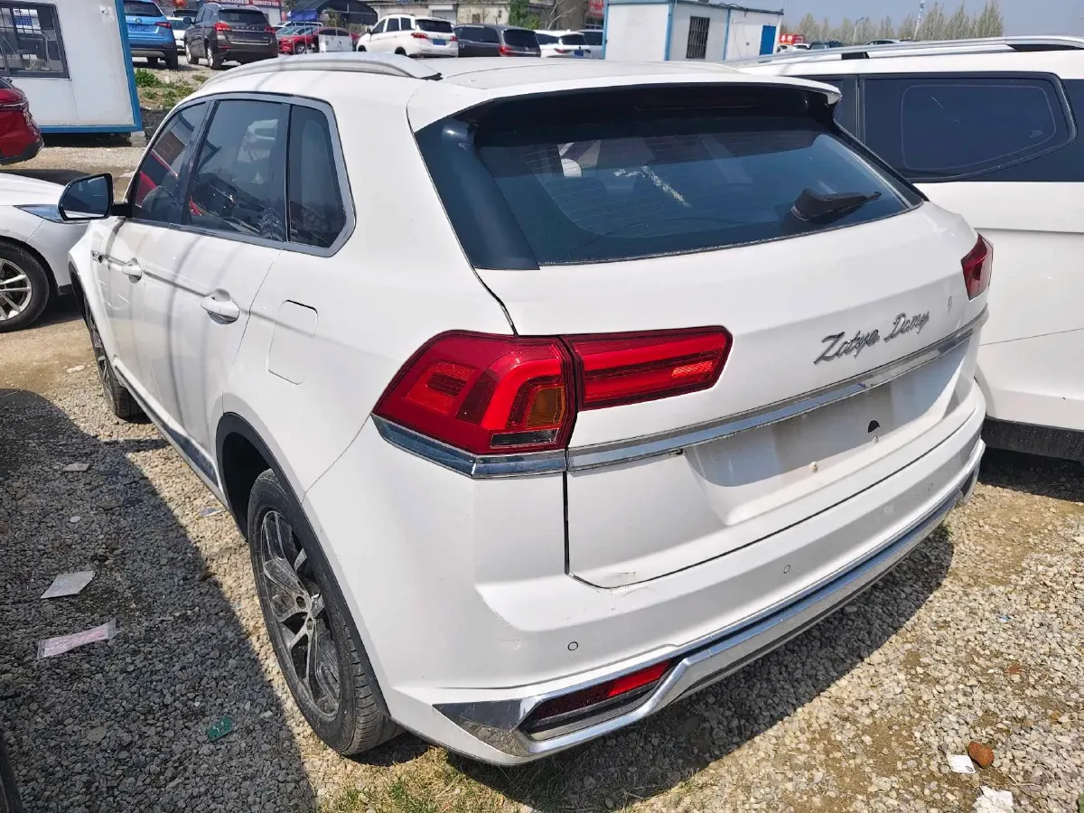 2017 Zotye Damy X7 1.8T 177HP L4 5MT,autocango,china used car exporter,china ev exporter,chinese used car exporter,chinese used ev exporter