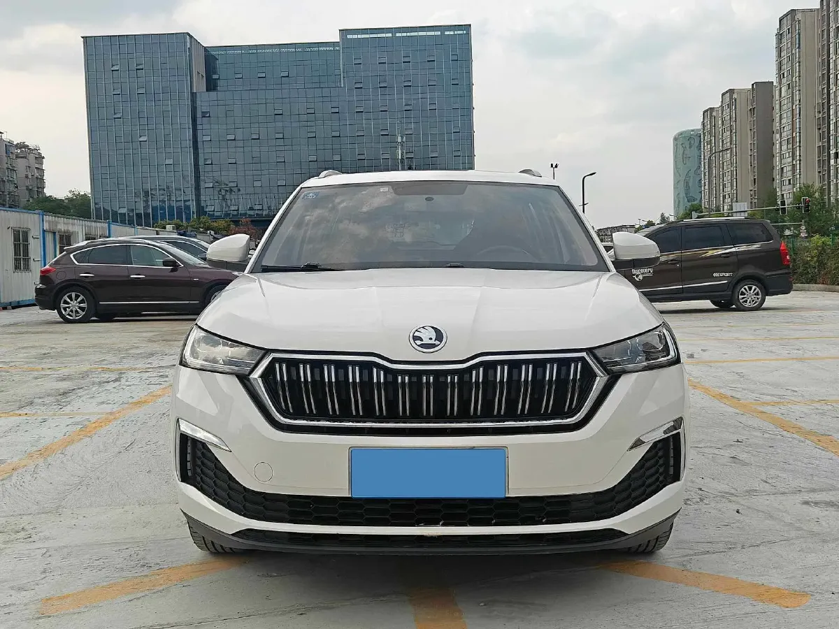 2020 Skoda Kamiq 1.5L 112HP L4 6AT,autocango,china used car exporter,china ev exporter,chinese used car exporter,chinese used ev exporter