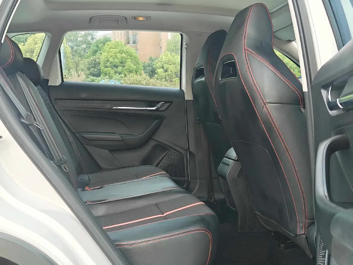 2020 Skoda Kamiq 1.5L 112HP L4 6AT,autocango,china used car exporter,china ev exporter,chinese used car exporter,chinese used ev exporter