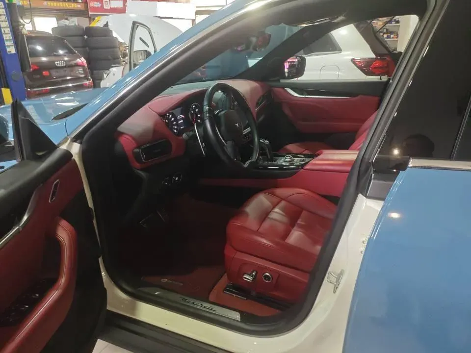 2022 Maserati Levante 3.0T 350HP V6 8AT,autocango,china used car exporter,china ev exporter,chinese used car exporter,chinese used ev exporter