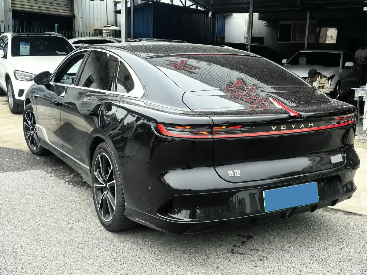 2024 Voyah ZhuiGuang 1.5T 136HP L4 PHEV 43KWH,autocango,china used car exporter,china ev exporter,chinese used car exporter,chinese used ev exporter