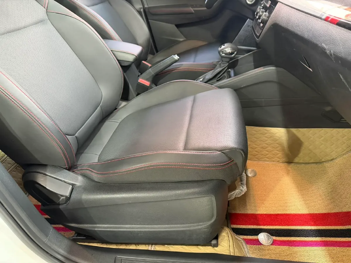 2023 Skoda Kamiq 1.5L 109HP L4 6AT,autocango,china used car exporter,china ev exporter,chinese used car exporter,chinese used ev exporter