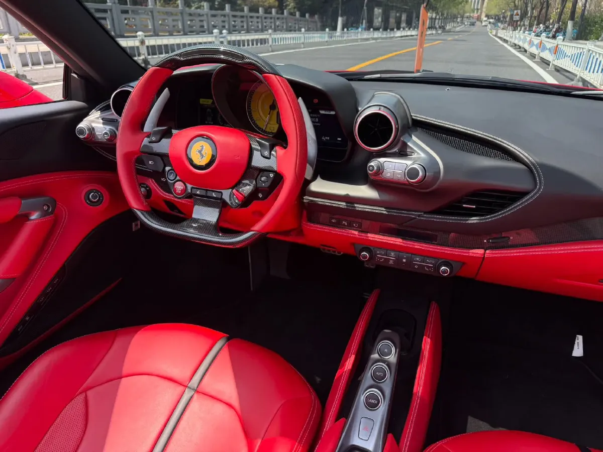 2020 Ferrari F8 3.9T 720HP V8 7DCT,autocango,china used car exporter,china ev exporter,chinese used car exporter,chinese used ev exporter