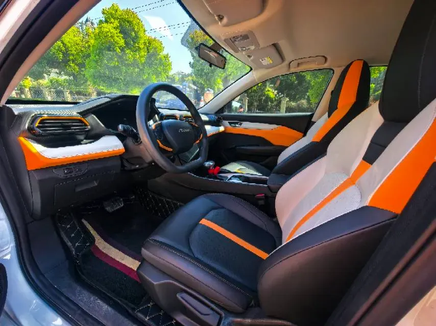 2023 DongFeng Aeolus YiXuan 1.5L 125HP L4 6DCT,autocango,china used car exporter,china ev exporter,chinese used car exporter,chinese used ev exporter