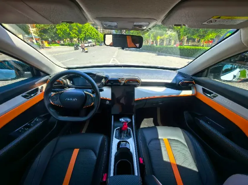 2023 DongFeng Aeolus YiXuan 1.5L 125HP L4 6DCT,autocango,china used car exporter,china ev exporter,chinese used car exporter,chinese used ev exporter