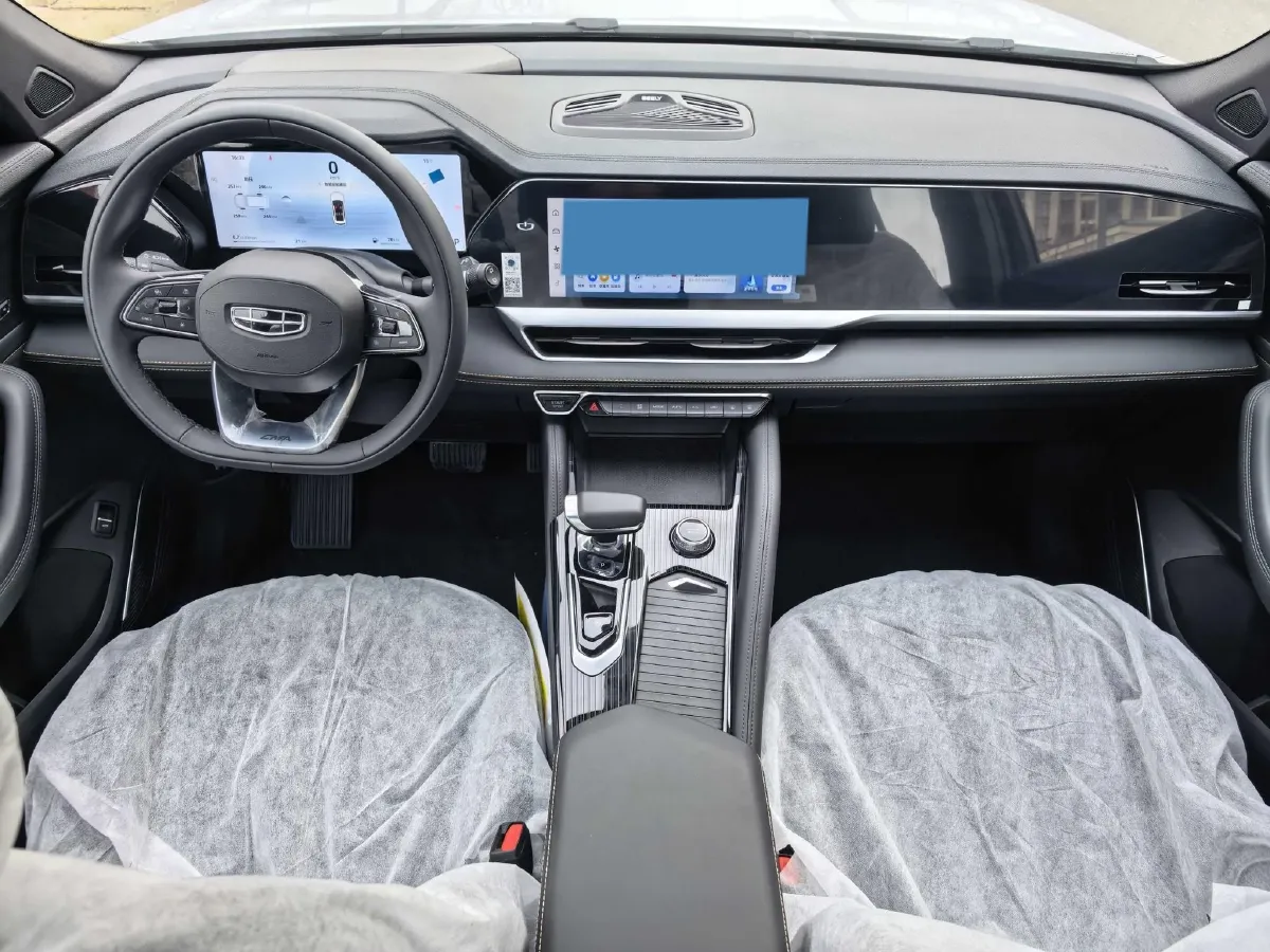 2024 Geely Monjaro 2.0T 218HP L4 7DCT,autocango,china used car exporter,china ev exporter,chinese used car exporter,chinese used ev exporter