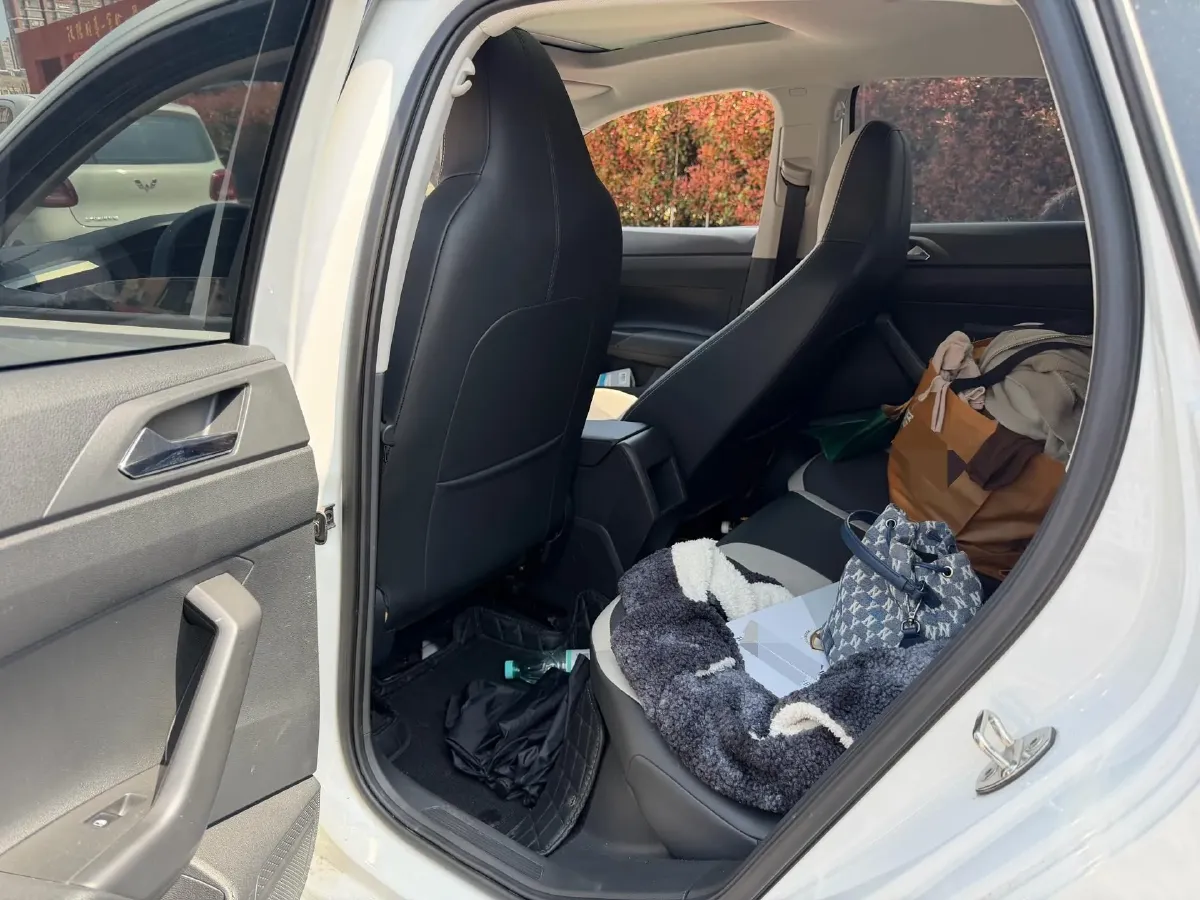 2021 Haval H6 1.5T 169HP L4 7DCT,autocango,china used car exporter,china ev exporter,chinese used car exporter,chinese used ev exporter