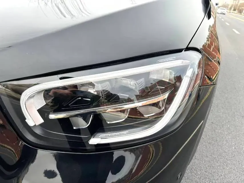 2021 Mercedes-Benz GLC Class 2.0T 258HP L4 9AT,autocango,china used car exporter,china ev exporter,chinese used car exporter,chinese used ev exporter