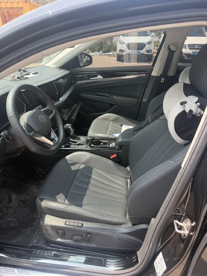 2024 Volkswagen Passat 2.0T 220HP L4 7DCT,autocango,china used car exporter,china ev exporter,chinese used car exporter,chinese used ev exporter
