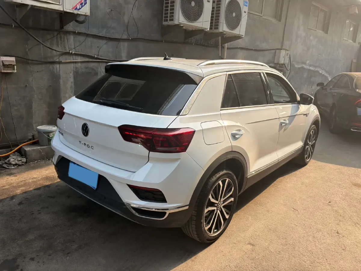 2022 Volkswagen T-Roc 1.4T 150HP L4 7DCT,autocango,china used car exporter,china ev exporter,chinese used car exporter,chinese used ev exporter