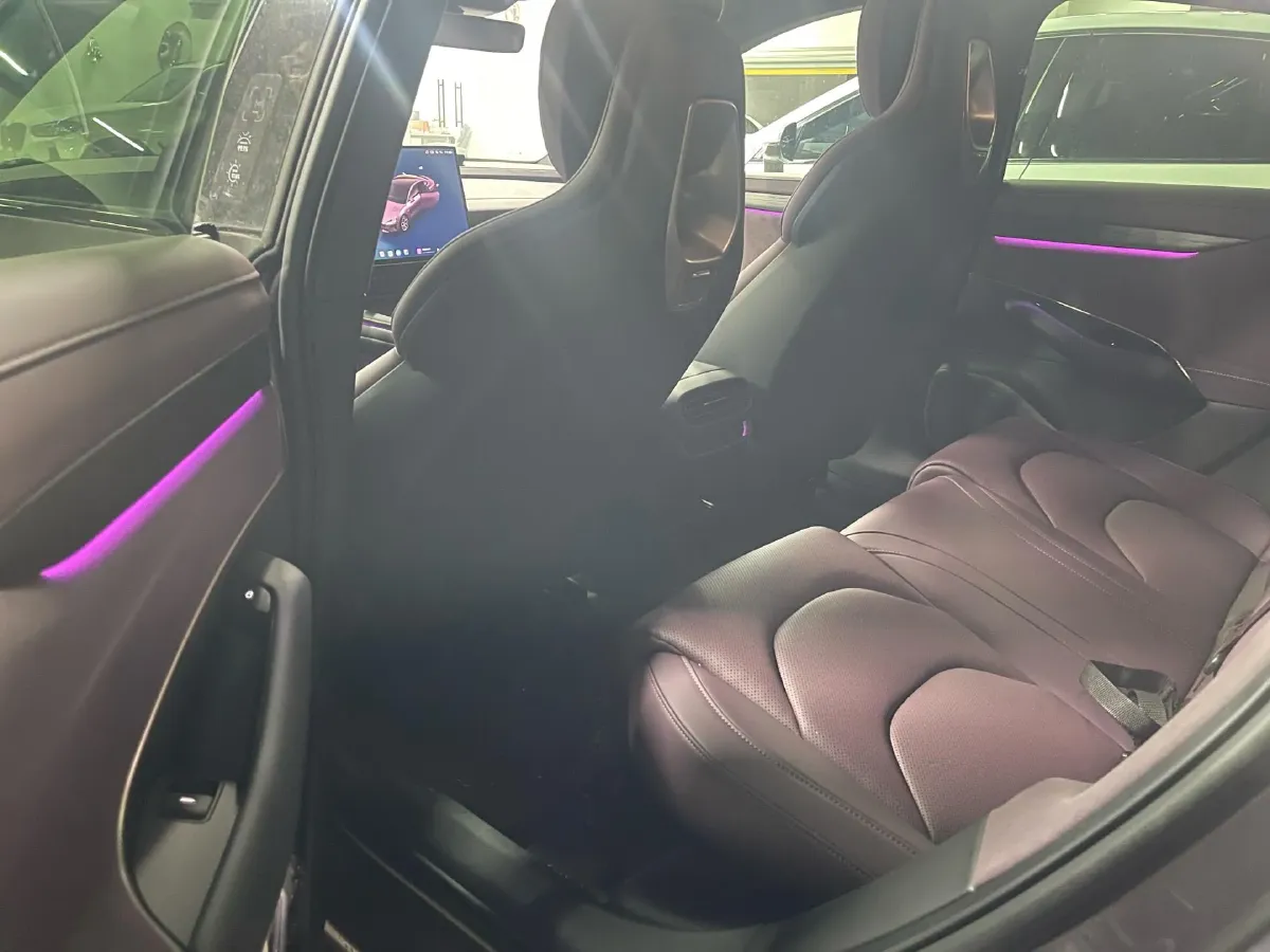 2024 MI SU7 BEV 73.6KWH,autocango,china used car exporter,china ev exporter,chinese used car exporter,chinese used ev exporter