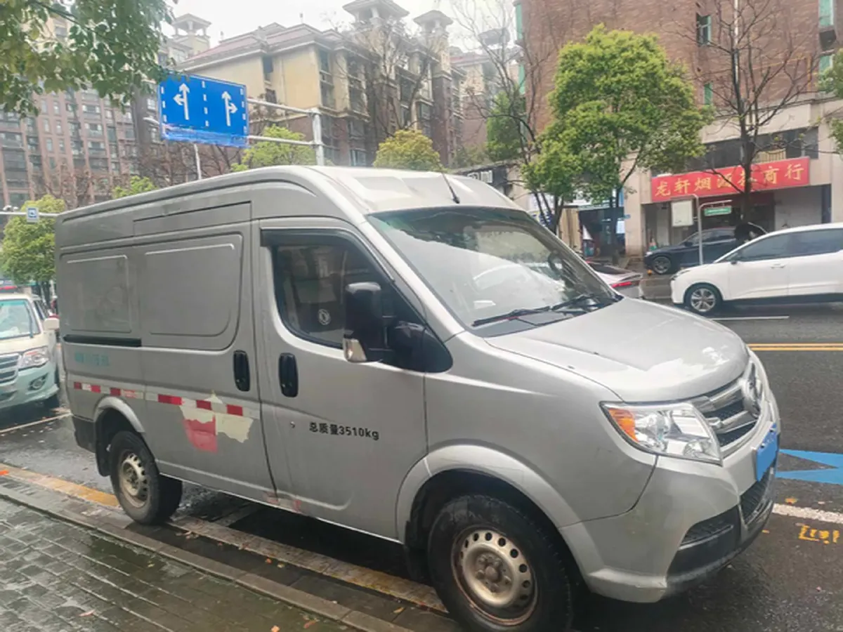 2019 JAC Refine M4 2.0L 144HP L4 5MT,autocango,china used car exporter,china ev exporter,chinese used car exporter,chinese used ev exporter